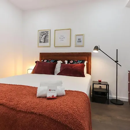 Benfica Iii By Homing * Lizbona